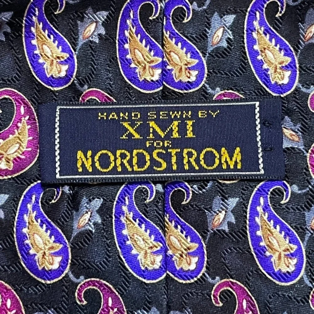 XMI for Nordstrom Black Purple Paisley Silk Tie Old Money USA 3.25